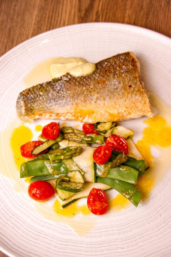 Lubina con verduras